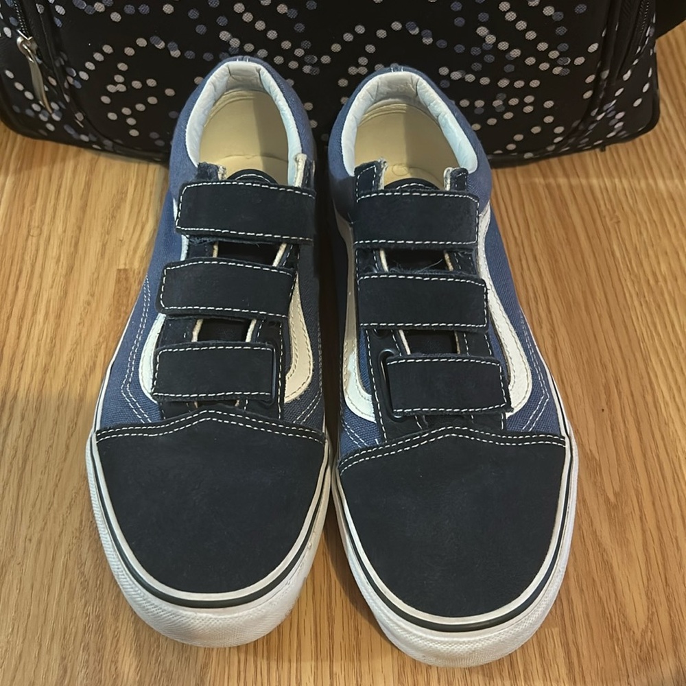 Worn Vans smoke free pet free home